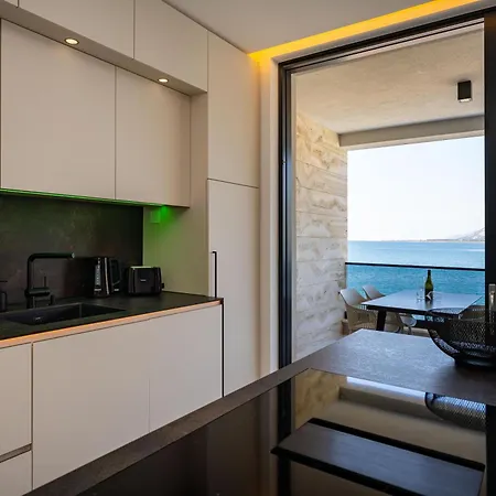 Sunset Pearl Luxury Penthouse * روفانجسكا