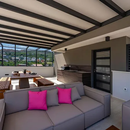 Sunset Pearl Luxury Penthouse