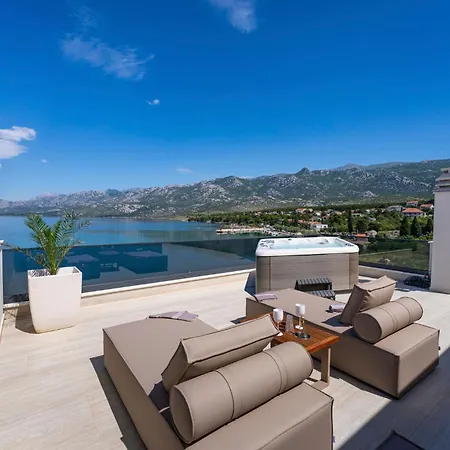 Karina Villa Sunset - Luxury Apartment Near Sea *