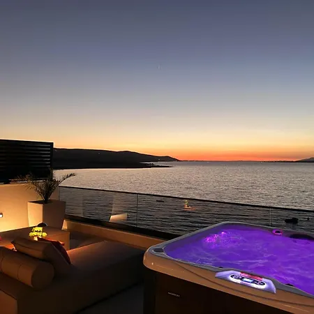 Sunset Pearl Luxury Penthouse *