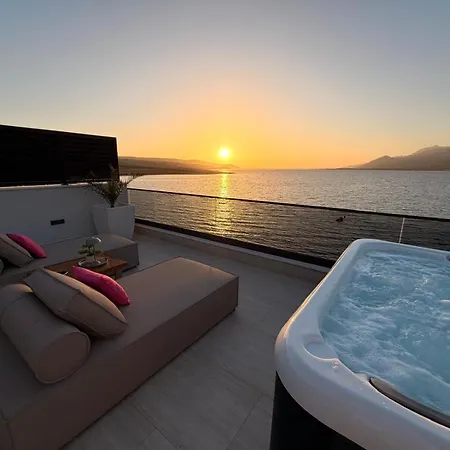 Sunset Pearl Luxury Penthouse *